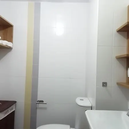Hirundo Apartment Cee